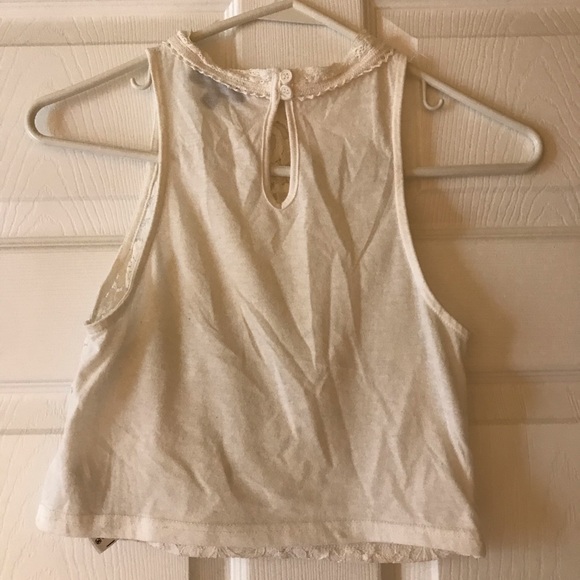 Lace crop top - Picture 2 of 2